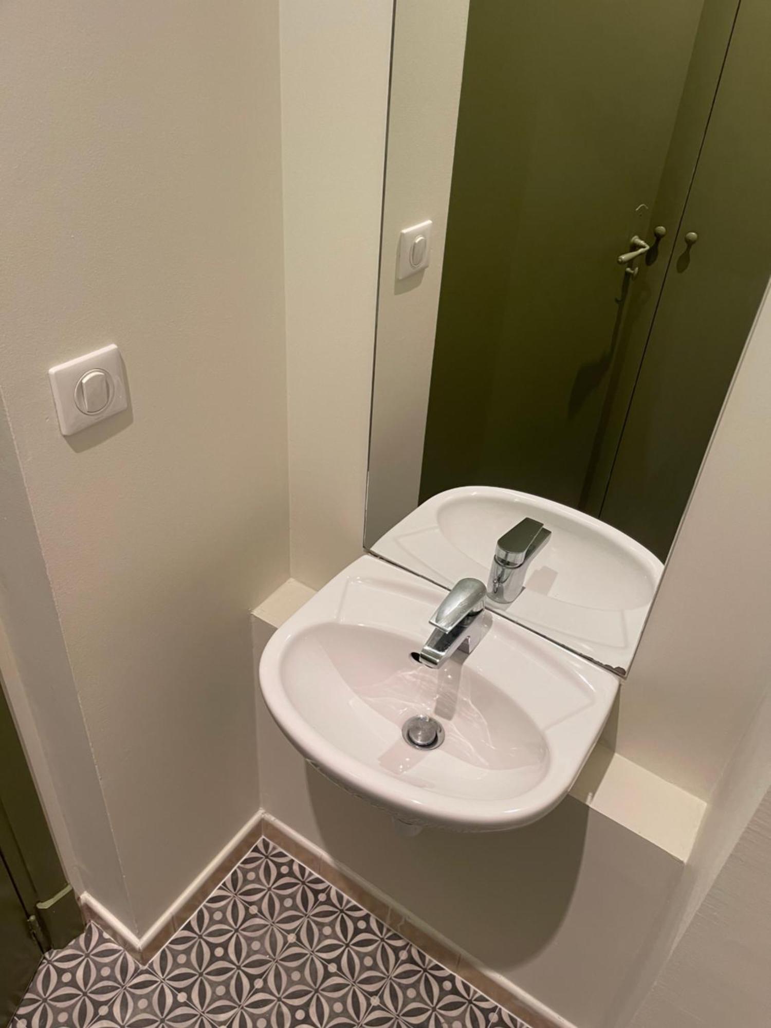 Appartement Au Coeur Du Centre Ville De 卡尔卡松 外观 照片